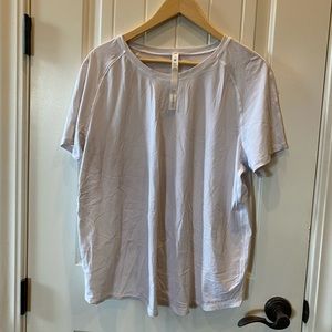 Lululemon cropped back t-shirt